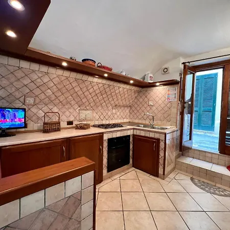 Dimora Arbata Tatil Evi *
